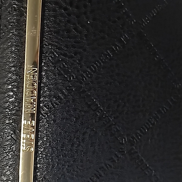 Steve Madden Wallet - Picture 2 of 9